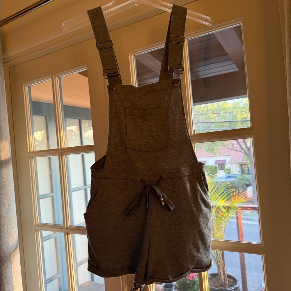 shosho grey Short Overalls size small